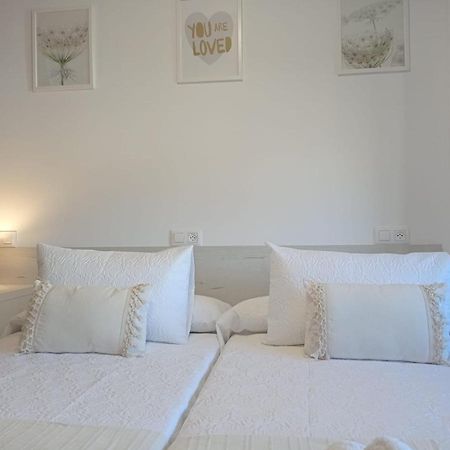 Martinez Rooms Pilgrims Кальдас-де-Рейес Экстерьер фото